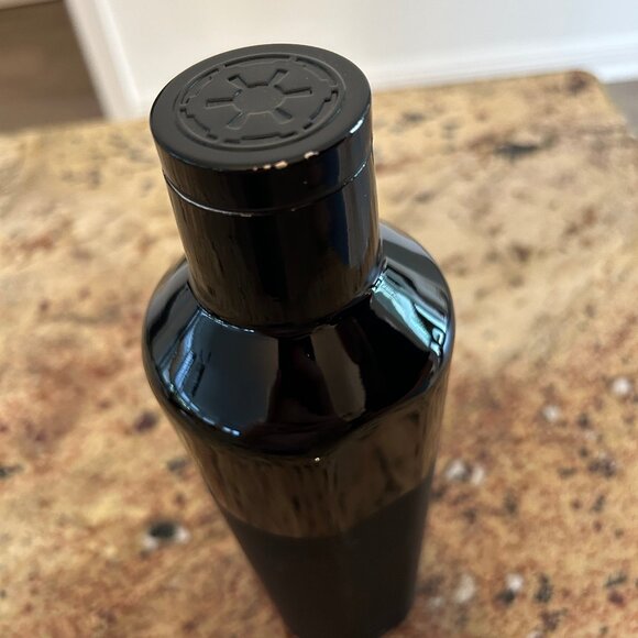 Corkcicle Darth Vader - Picture 8 of 12